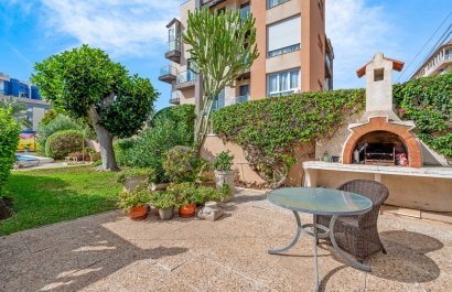 Resale - Villa - Orihuela Costa - Punta Prima