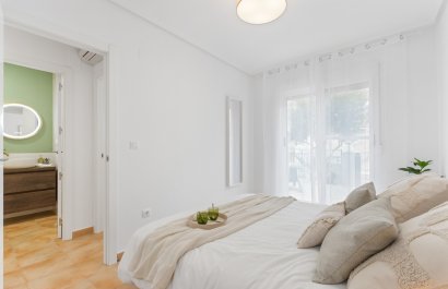 Resale - Townhouse / Duplex / Corner - Orihuela Costa - Villamartín