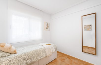 Resale - Townhouse / Duplex / Corner - Orihuela Costa - Villamartín