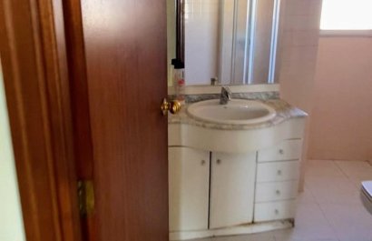 Resale - Apartment / flat - Benidorm - 1ª Linea