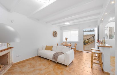 Resale - Townhouse / Duplex / Corner - Villamartín - Monte Golf