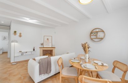 Resale - Townhouse / Duplex / Corner - Villamartín - Monte Golf