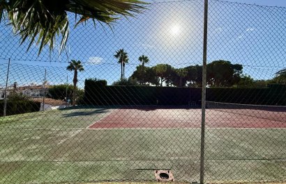 Resale - Apartment / flat - Torrevieia - Los Balcones