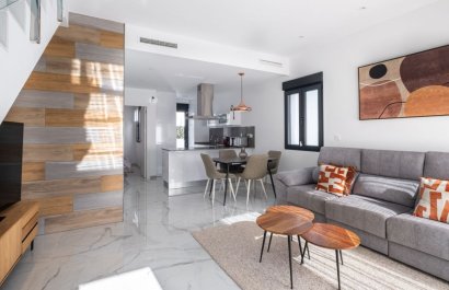 Resale - Villa - Torrevieia - La Siesta