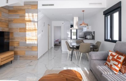 Resale - Villa - Torrevieia - La Siesta