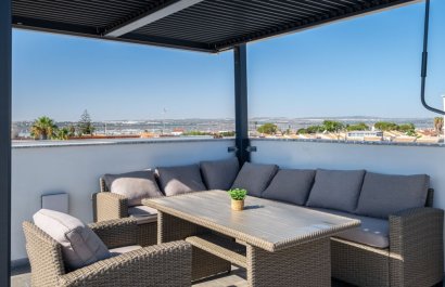 Resale - Villa - Torrevieia - La Siesta