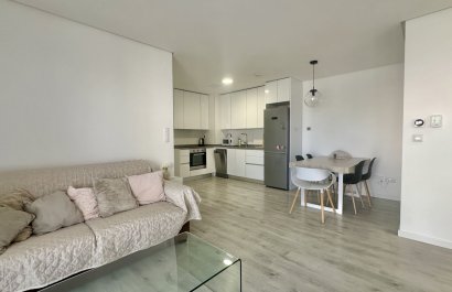 Resale - Apartment / flat - Orihuela Costa - Villamartín