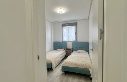 Resale - Apartment / flat - Orihuela Costa - Villamartín