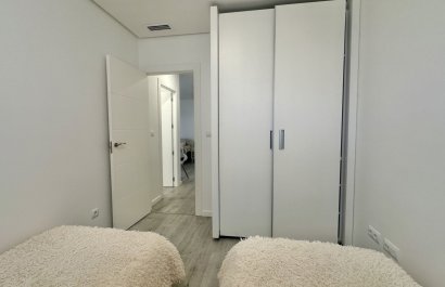 Resale - Apartment / flat - Orihuela Costa - Villamartín