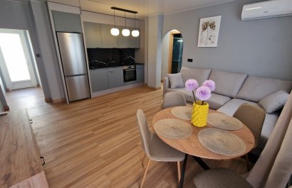 Resale - Townhouse / Duplex / Corner - Orihuela Costa - Villamartín