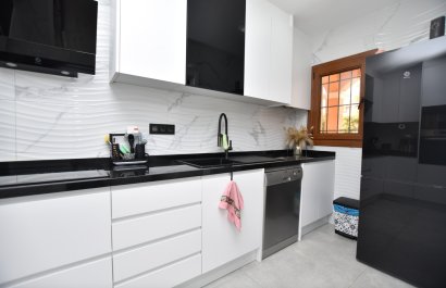 Resale - Townhouse / Duplex / Corner - Algorfa - La finca Golf