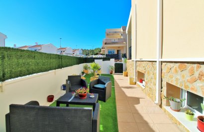 Resale - Townhouse / Duplex / Corner - San Miguel de Salinas