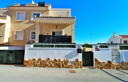 Resale - Townhouse / Duplex / Corner - San Miguel de Salinas