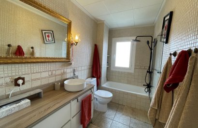 Resale - Apartment / flat - Almoradí - Center