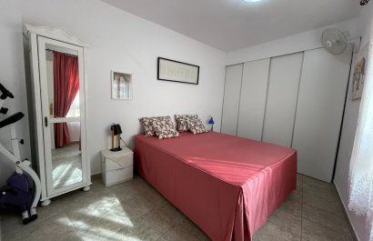 Resale - Apartment / flat - Almoradí - Center