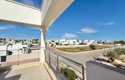 Resale - Villa - Ciudad Quesada - Pueblo Bravo