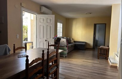 Resale - Villa - Torrevieia - Torrevieja