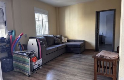 Resale - Villa - Torrevieia - Torrevieja