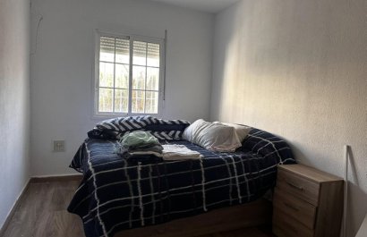 Resale - Villa - Torrevieia - Torrevieja