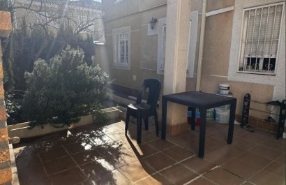 Resale - Villa - Torrevieia - Torrevieja