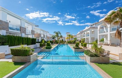 Resale - Townhouse / Duplex / Corner - Ciudad Quesada - Doña Pepa