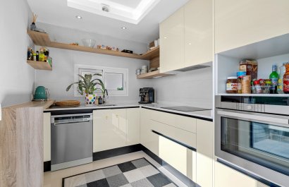 Resale - Townhouse / Duplex / Corner - Ciudad Quesada - Doña Pepa