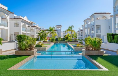 Resale - Townhouse / Duplex / Corner - Ciudad Quesada - Doña Pepa