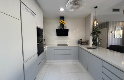 Resale - Villa - Orihuela Costa - Villamartín