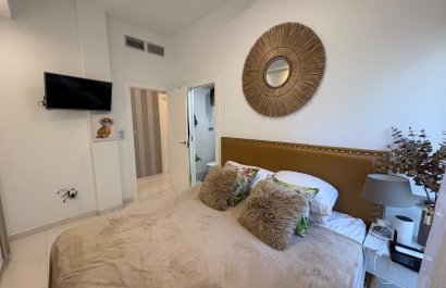 Resale - Villa - Orihuela Costa - Villamartín