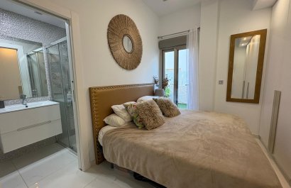 Resale - Villa - Orihuela Costa - Villamartín