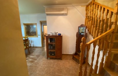 Resale - Townhouse / Duplex / Corner - Sax