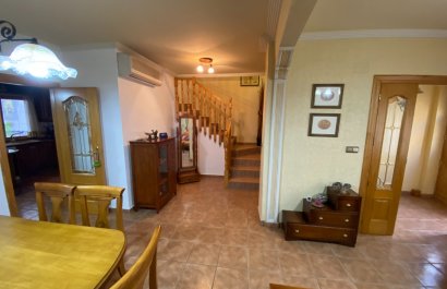 Resale - Townhouse / Duplex / Corner - Sax