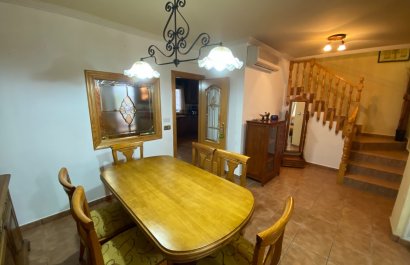 Resale - Townhouse / Duplex / Corner - Sax