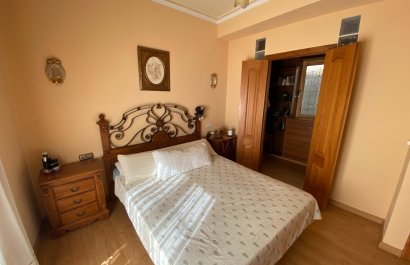 Resale - Townhouse / Duplex / Corner - Sax