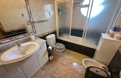 Resale - Villa - Orihuela Costa - Villamartín