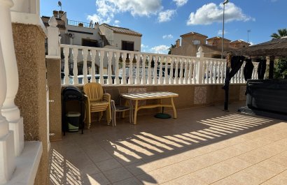 Resale - Villa - Orihuela Costa - Villamartín