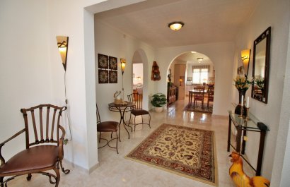 Resale - Villa - Torrevieia - La Siesta