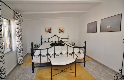 Resale - Villa - Torrevieia - La Siesta
