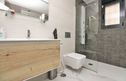 Reventa - Apartamento / piso - San Miguel de Salinas