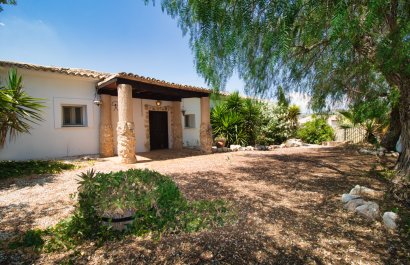 Resale - Country House - Pinoso