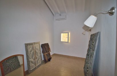 Resale - Country House - Pinoso