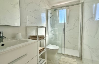 Resale - Apartment / flat - Orihuela Costa - Punta Prima