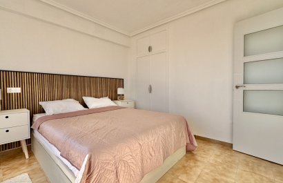 Resale - Apartment / flat - Orihuela Costa - Punta Prima