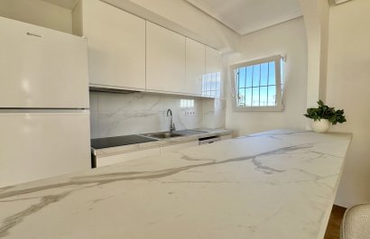 Resale - Apartment / flat - Orihuela Costa - Punta Prima