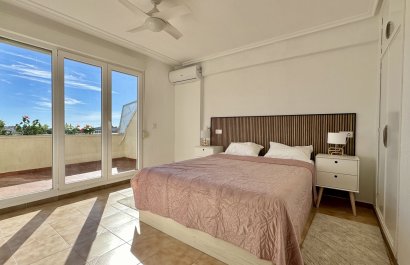 Resale - Apartment / flat - Orihuela Costa - Punta Prima