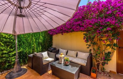 Resale - Townhouse / Duplex / Corner - Torrevieia - Aguas Nuevas