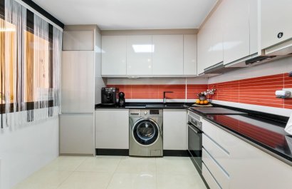 Resale - Townhouse / Duplex / Corner - Torrevieia - Aguas Nuevas