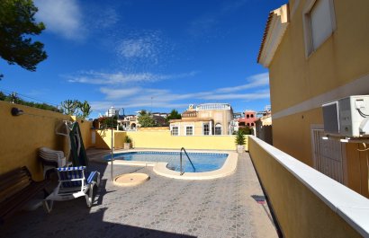 Resale - Villa - Orihuela Costa - Villamartín