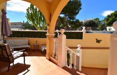 Resale - Villa - Orihuela Costa - Villamartín