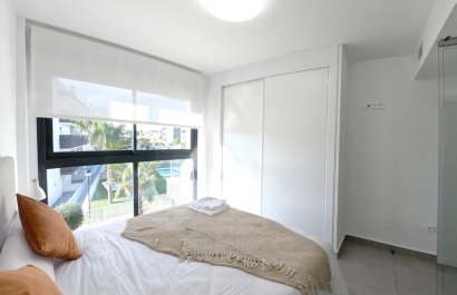 Resale - Apartment / flat - Orihuela Costa - Villamartín